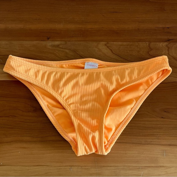 Xhilaration Womens Swimsuit Bikini Bottoms Size Medium Orange Ribbed - Picture 1 of 6